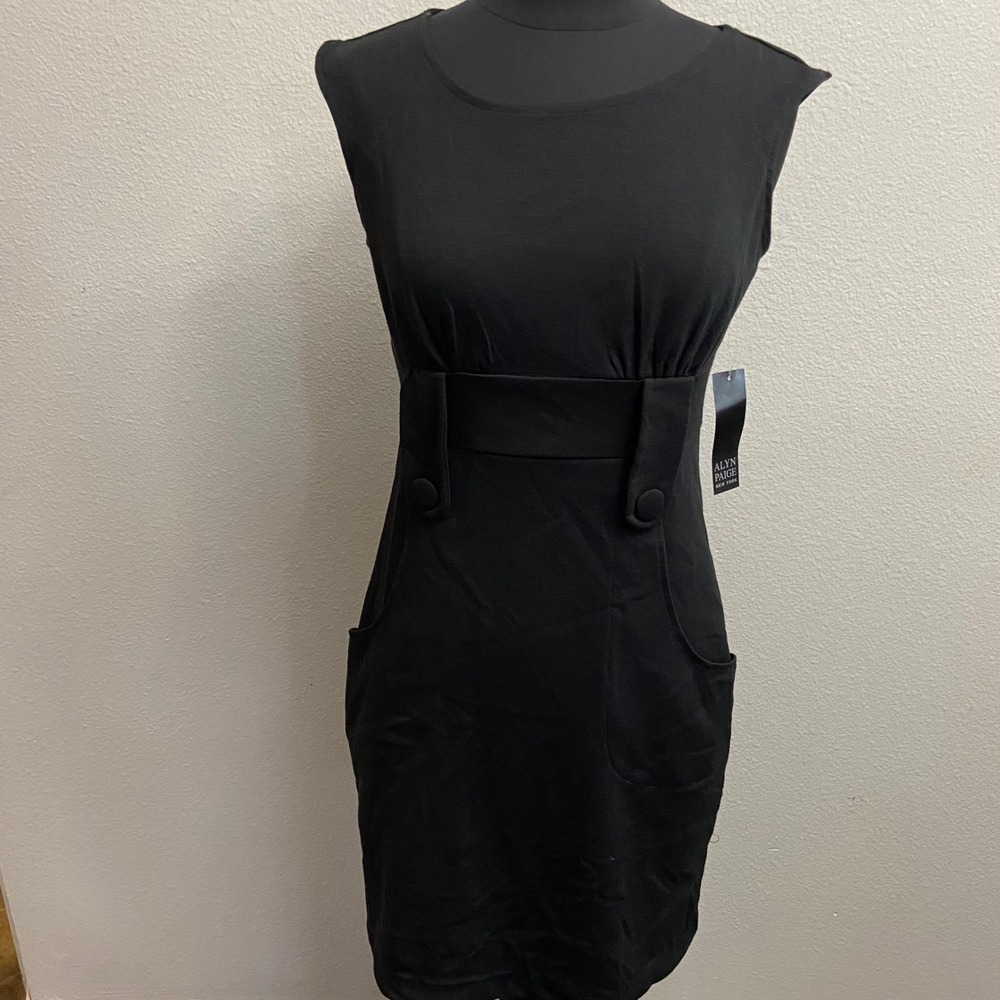Alyn Paige Women S Black Sheath Knit Dress New Sleeveless Button Pocket Mod LBD
